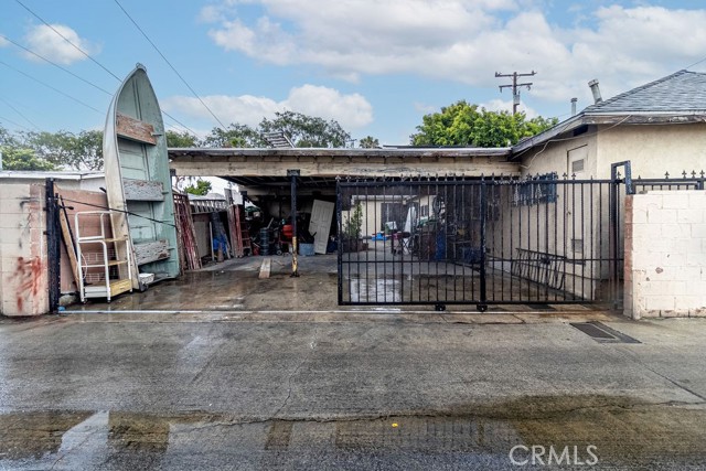7117 Malabar Street, Huntington Park CA: https://media.crmls.org/medias/8a3d13c4-4f4d-4a55-9991-8295c488a1a0.jpg