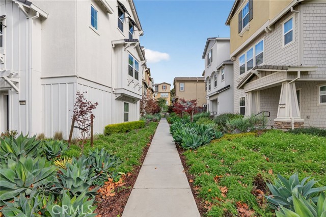 Detail Gallery Image 54 of 67 For 1303 Antonella, Hayward,  CA 94541 - 3 Beds | 3/1 Baths