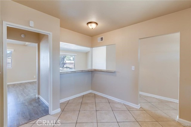 Detail Gallery Image 8 of 33 For 1229 W Avenue J12, Lancaster,  CA 93534 - 3 Beds | 2 Baths