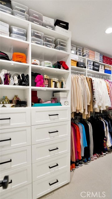 33 Via Armilla, San Clemente CA: https://media.crmls.org/medias/8a3e9582-08c8-4dfe-b8ca-712eef465cf0.jpg