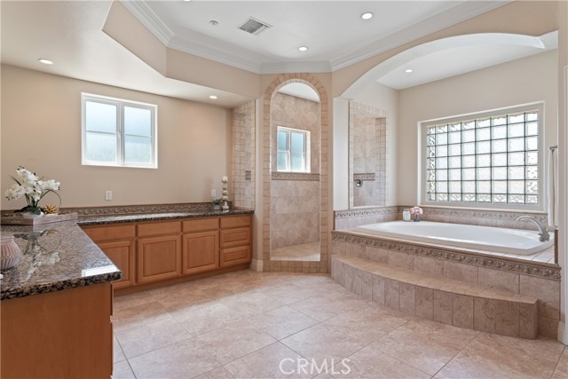 Detail Gallery Image 42 of 68 For 1503 Blossom Ct, Redlands,  CA 92373 - 5 Beds | 4/1 Baths