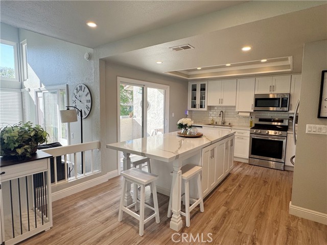 26615 Guadiana, Mission Viejo CA: https://media.crmls.org/medias/8a3f1947-a7ce-4b30-9ada-48ae8f73c23a.jpg