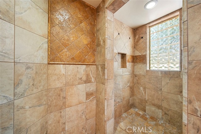 Detail Gallery Image 18 of 74 For 24568 Three Springs Rd, Hemet,  CA 92545 - 5 Beds | 3/1 Baths