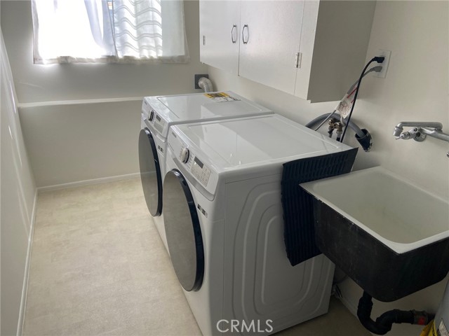 Detail Gallery Image 22 of 26 For 421 Avenue F, Redondo Beach,  CA 90277 - 3 Beds | 2 Baths