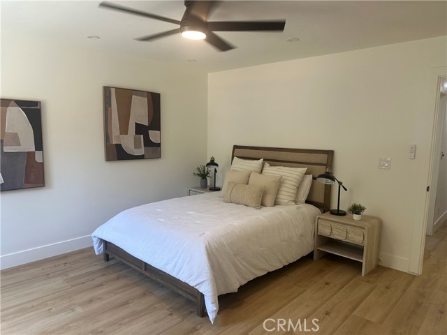 8043 Hillandale Drive, San Diego CA: https://media.crmls.org/medias/8a40f48d-4b89-4921-99fe-10eaeac350d7.jpg