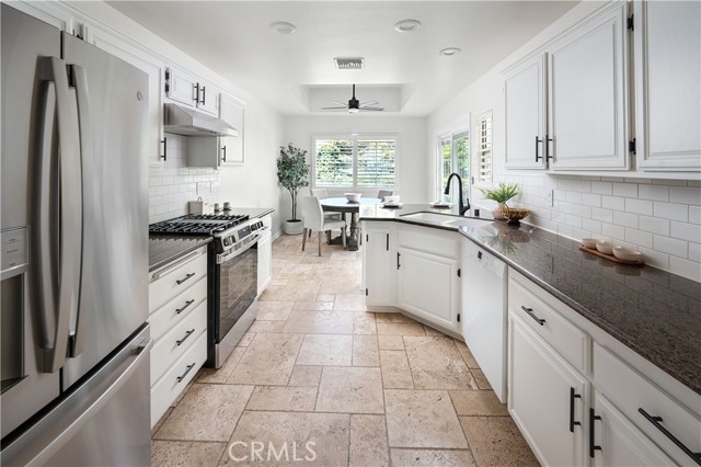Image 13 of 51 For 25901 Bellis Drive