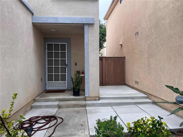 Detail Gallery Image 2 of 20 For 14871 Ponderosa St, Tustin,  CA 92780 - 3 Beds | 2/1 Baths