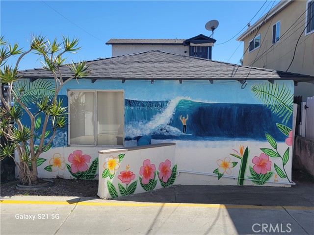 Front Image Thumbnail for CROC26077291