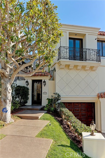 934 Duncan Avenue, Manhattan Beach, California 90266, 5 Bedrooms Bedrooms, ,4 BathroomsBathrooms,Residential,Sold,Duncan,SB17006848