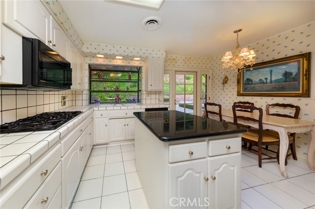 Detail Gallery Image 16 of 38 For 3371 Berry, Studio City,  CA 91604 - 3 Beds | 2/1 Baths