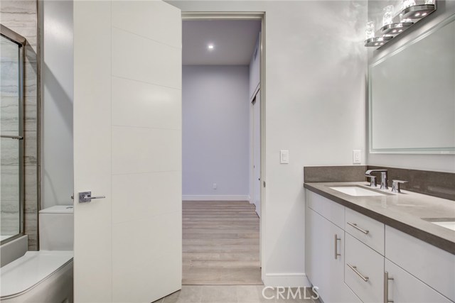 206 Juanita Avenue, Redondo Beach, California 90277, 4 Bedrooms Bedrooms, ,3 BathroomsBathrooms,Residential,Sold,Juanita,PV20030908