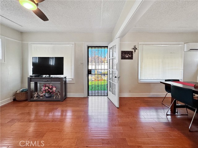 Detail Gallery Image 5 of 38 For 2676 Roseview, Los Angeles,  CA 90065 - – Beds | – Baths