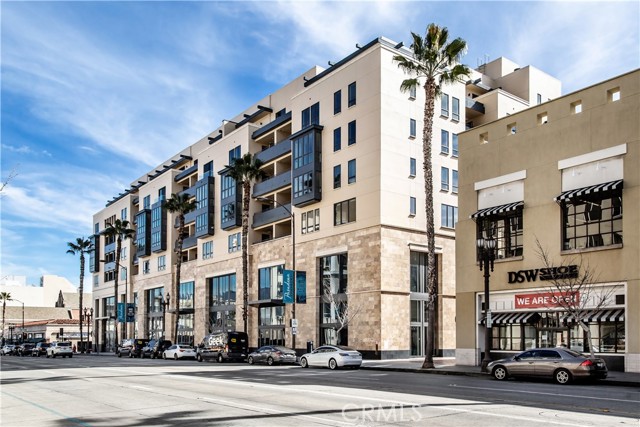 Detail Gallery Image 3 of 24 For 39 S Los Robles Ave #3006,  Pasadena,  CA 91101 - 1 Beds | 1 Baths