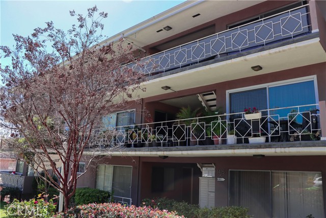 1415 N Brand G