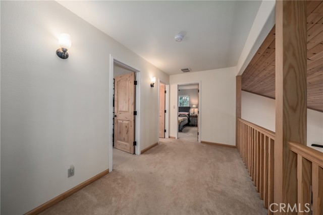 14274 Regina Way, Cobb CA: https://media.crmls.org/medias/8a48d3d3-262e-493c-ade9-b008db4b9de5.jpg