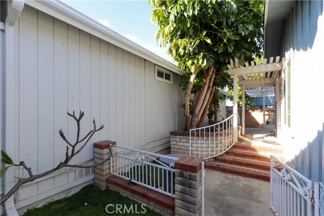 Detail Gallery Image 25 of 25 For 2528 Park Lake #108,  Santa Ana,  CA 92705 - 2 Beds | 2 Baths