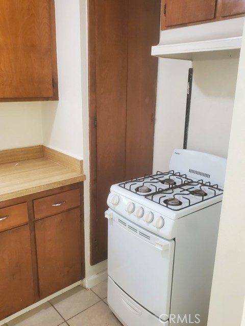 Detail Gallery Image 7 of 10 For 3891 Locust St, Riverside,  CA 92501 - 1 Beds | 1 Baths