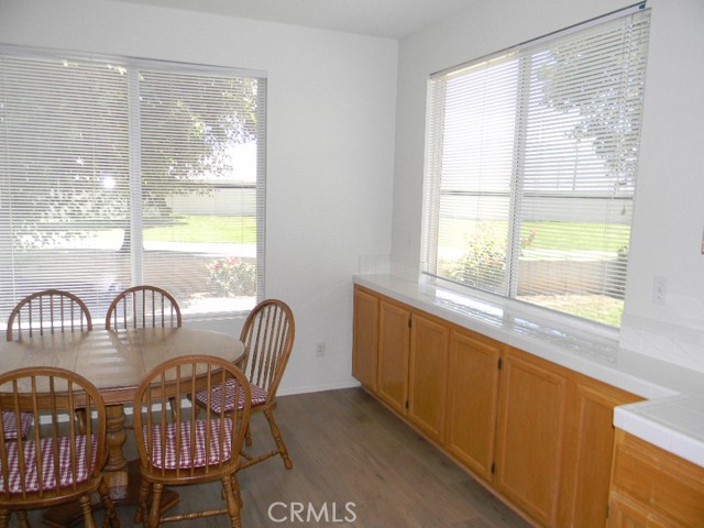 613 Big Spring Drive, Banning CA: https://media.crmls.org/medias/8a4a118c-70c6-4914-bc22-4398376e25d8.jpg