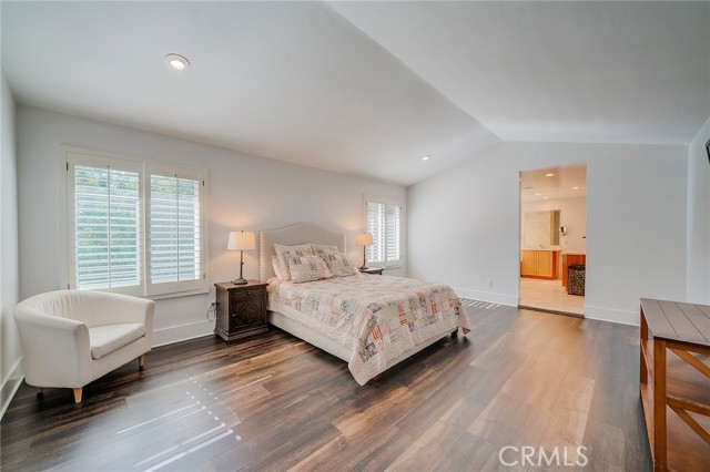 Detail Gallery Image 18 of 31 For 6049 Rustling Oaks Dr, Agoura Hills,  CA 91301 - 4 Beds | 3/1 Baths