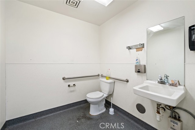 2180 El Camino Real, Atascadero, California 93422, ,Commercial Lease,For Rent,2180 El Camino Real,CRNS24041520