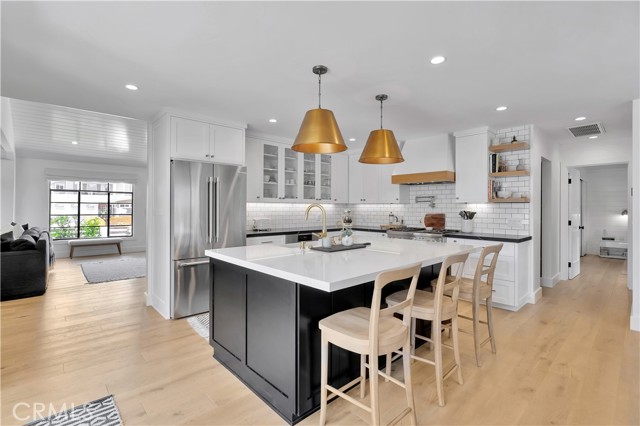 Detail Gallery Image 12 of 51 For 206 Del Mar Ave, Costa Mesa,  CA 92627 - 4 Beds | 2 Baths