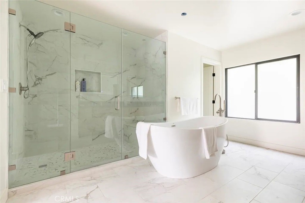 MLS #OC26110968 image #22