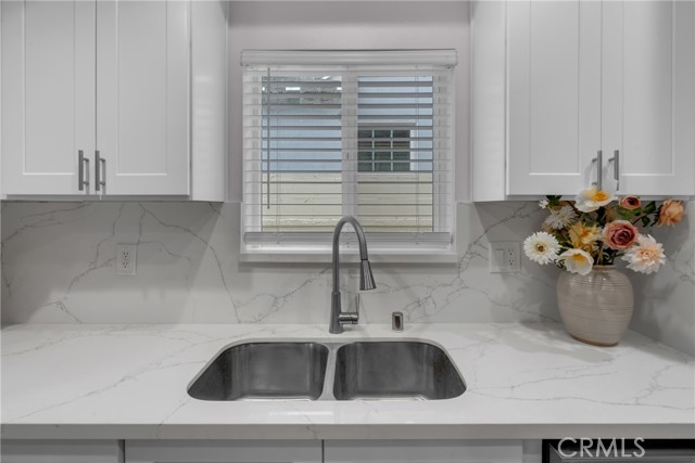 4032 Elsa Street, Lakewood CA: https://media.crmls.org/medias/8a4cecde-40fa-479f-9582-f7341de56fb7.jpg