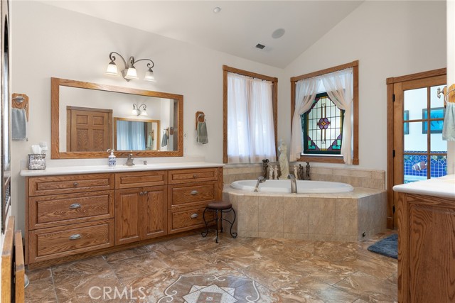 Detail Gallery Image 22 of 56 For 5005 Schott Rd, Forest Ranch,  CA 95942 - 4 Beds | 3 Baths