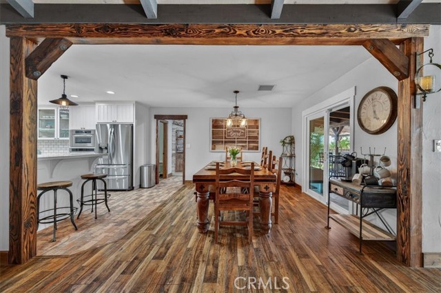 Image 4 of 40 For 5325 Greenwood Drive