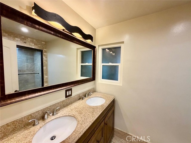1139 East Ocean Boulevard, 108 photo 14
