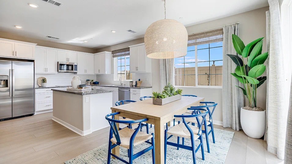 1121 Thunderchief Lane