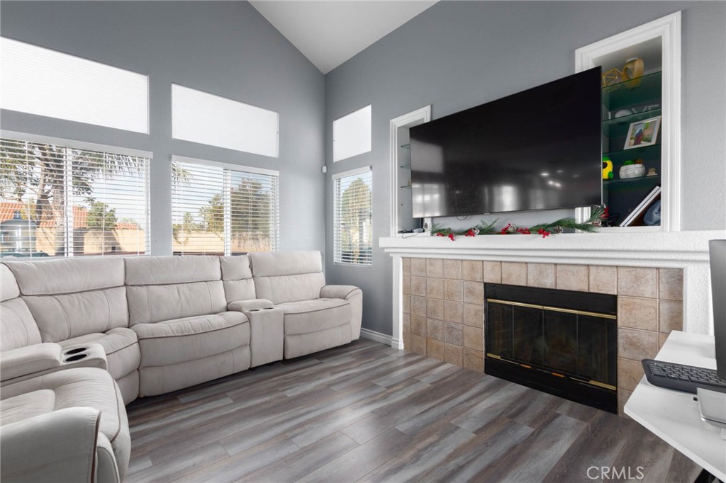 MLS #PW25274111 image #4