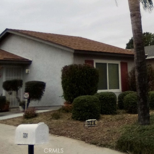 324 Guiberson Street, Santa Paula CA: https://media.crmls.org/medias/8a4f8c1b-b82e-49b3-9005-56d4698f9b16.jpg