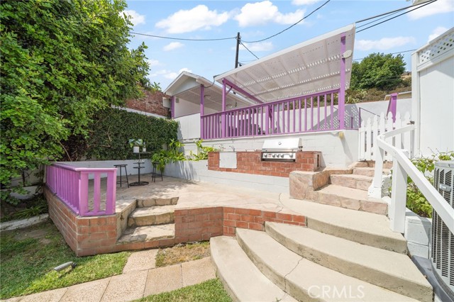 400 Campdell Street, Playa del Rey CA: https://media.crmls.org/medias/8a4f8ee3-4c6a-4fa2-8acf-c53f1ac71f63.jpg