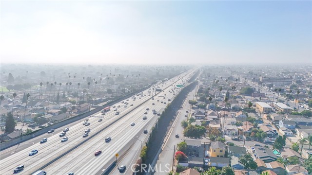 Detail Gallery Image 38 of 38 For 430 W 64th, Los Angeles,  CA 90003 - 3 Beds | 3 Baths