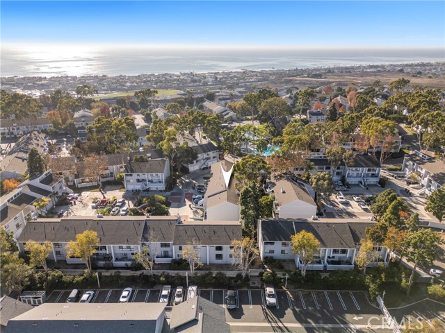 Detail Gallery Image 31 of 44 For 5 Kialoa Ct #99,  Newport Beach,  CA 92663 - 4 Beds | 2/1 Baths