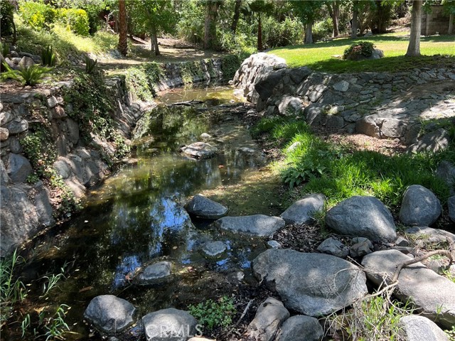 Image 11 of 23 For 23725 Carancho Rd