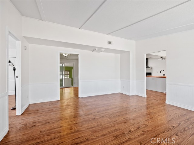 Detail Gallery Image 8 of 33 For 26525 Horizon St, Apple Valley,  CA 92308 - 4 Beds | 2 Baths