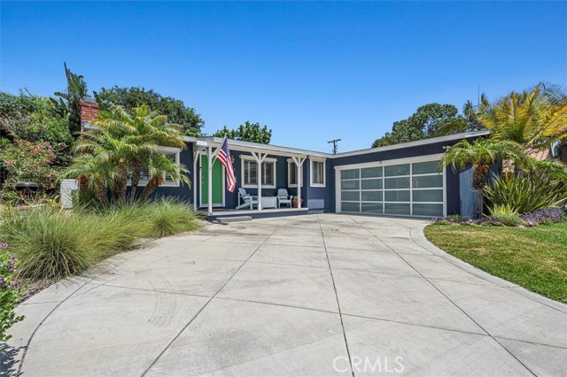 7135 W 91st Street, Los Angeles CA: https://media.crmls.org/medias/8a545fc2-6cd7-4d97-9f0b-eb0397efaed1.jpg