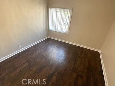 1990 Cedar Avenue, Long Beach CA: https://media.crmls.org/medias/8a5499f3-d1d5-420c-8fc7-c319defe72a1.jpg