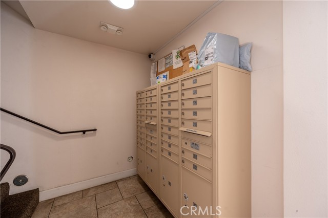 Detail Gallery Image 31 of 40 For 4637 Willis #110,  Sherman Oaks,  CA 91403 - 2 Beds | 2 Baths