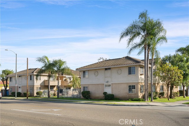 875 Olive Street, Orange, California 92867, ,Multi-Family,For Sale,Olive,OC25036781