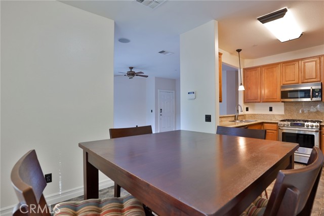 Detail Gallery Image 15 of 49 For 93 Kansas St #608,  Redlands,  CA 92373 - 3 Beds | 2/1 Baths