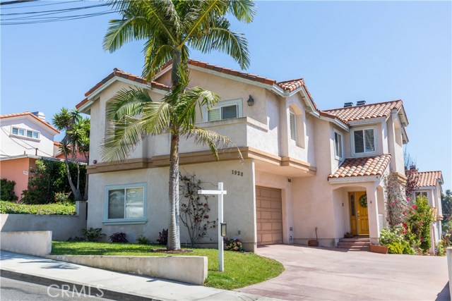 1928 Ruhland Avenue, Redondo Beach, California 90278, 4 Bedrooms Bedrooms, ,3 BathroomsBathrooms,Residential,Sold,Ruhland,SB17082289