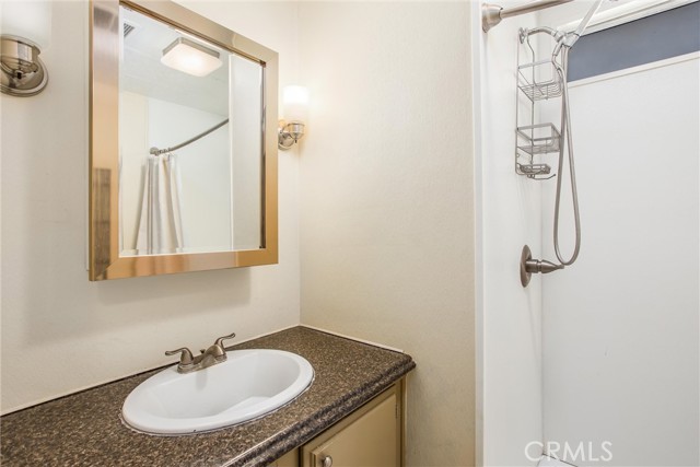 Detail Gallery Image 16 of 27 For 240 San Carlos Dr, Hemet,  CA 92543 - 2 Beds | 1 Baths