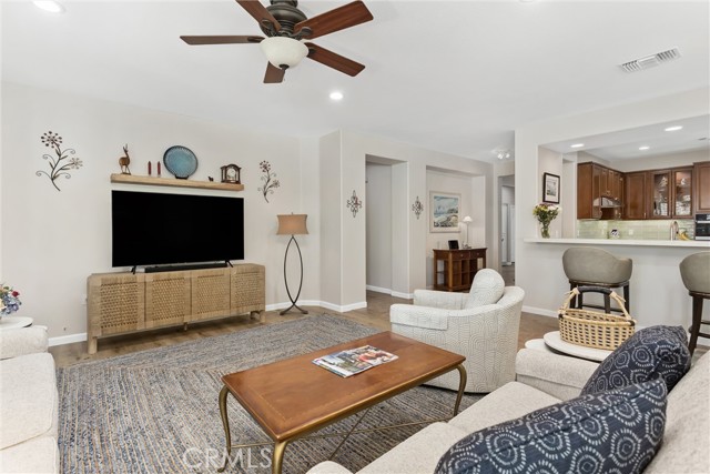 Detail Gallery Image 6 of 42 For 174 Potter Creek, Beaumont,  CA 92223 - 3 Beds | 2 Baths