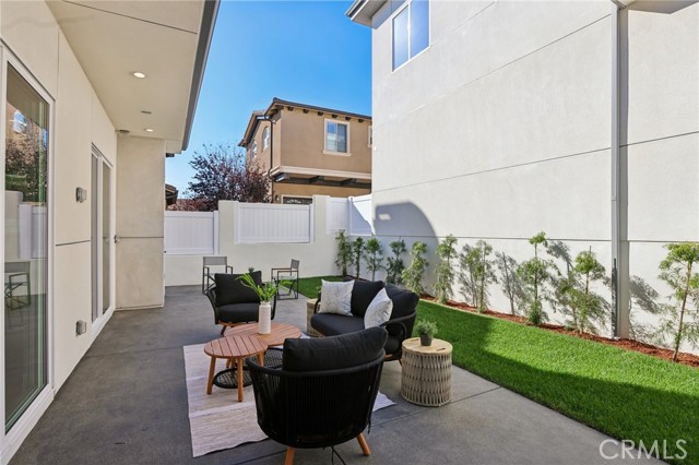 2019 Huntington Lane, A photo 21