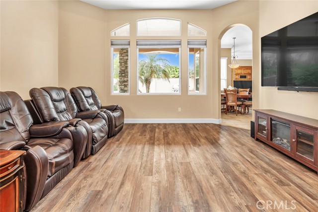 Detail Gallery Image 44 of 65 For 1507 Cromerton, Bakersfield,  CA 93311 - 5 Beds | 2/1 Baths