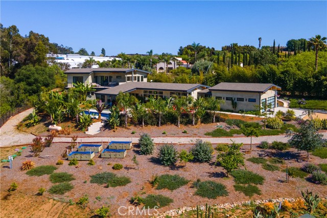 1088 Via Conca Doro, Vista CA: https://media.crmls.org/medias/8a57aa57-a829-48ad-afde-69169099af26.jpg