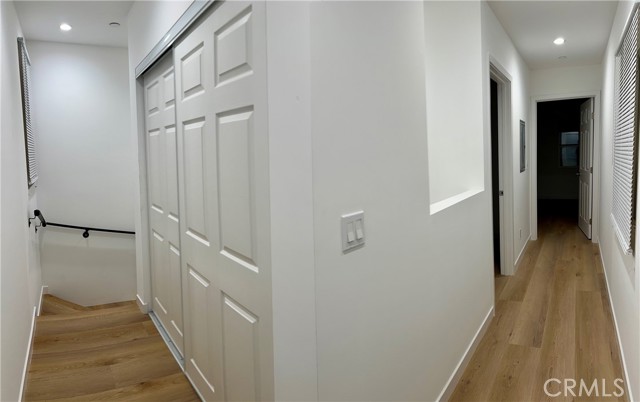 Detail Gallery Image 7 of 7 For 18654 Runnymede St., Reseda,  CA 91335 - 2 Beds | 1 Baths